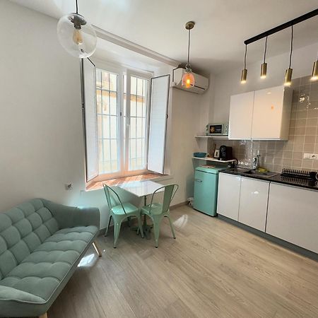 Iyourbasics Lovely Studio Hinestrosa 23 Free Wifi&Ac มาลากา ภายนอก รูปภาพ