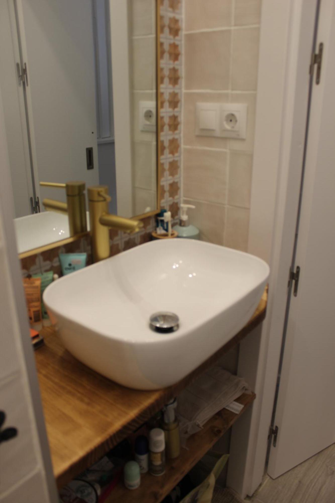 Iyourbasics Lovely Studio Hinestrosa 23 Free Wifi&Ac มาลากา ภายนอก รูปภาพ